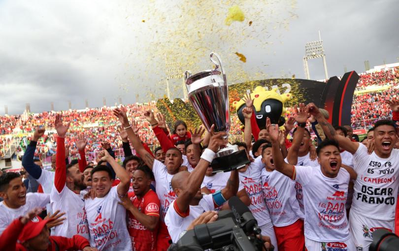 Cienciano, el ‘Papá’, está de vuelta. El único equipo peruano que ganó torneos internacionales.