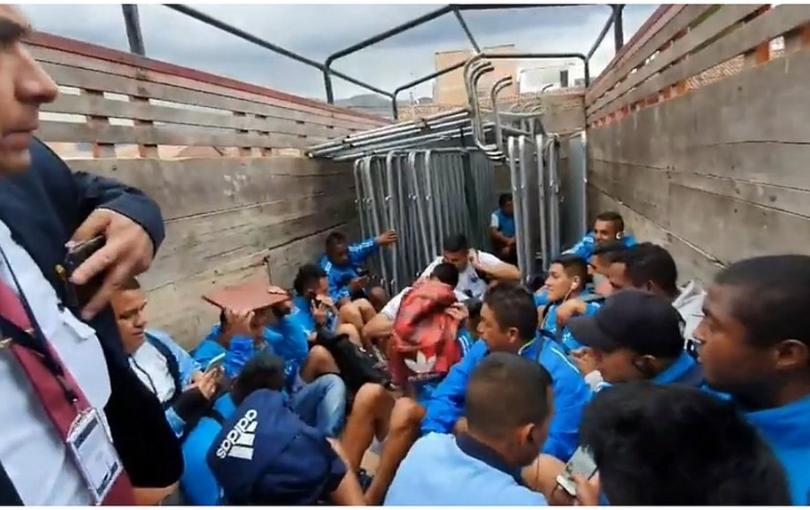 Así abandonó Deportivo Llacuabamba el estadio del Cusco